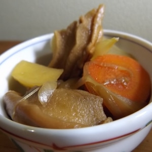 まるで肉じゃが？車麩とジャガイモの煮物